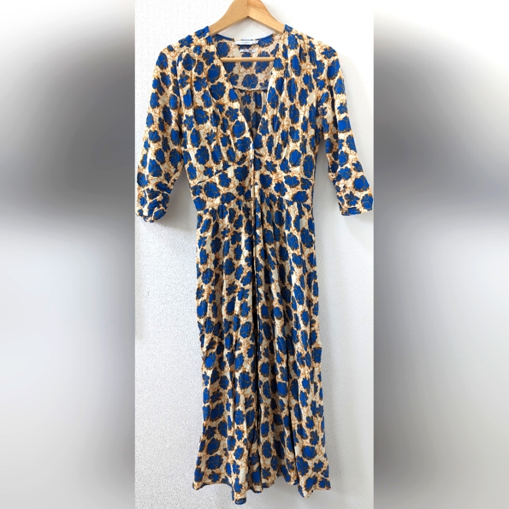 Reserved long sleeve navy gold dress